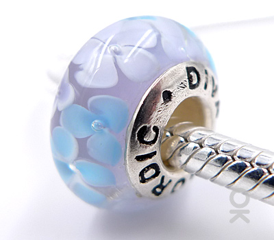 CUSTOM DESIGN BRANDING SILVER CORE GLASS BEAD